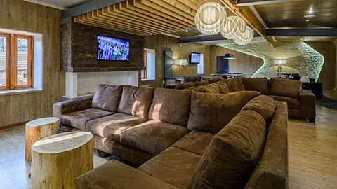 11_kiara_lodge_facility_Lounge